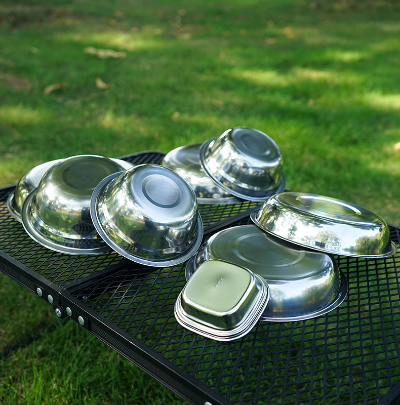 Nuovo set di piatti da campegg - Camping Cooking Dining Set recensione e prezzo